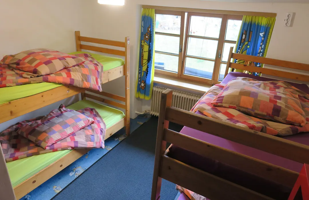 Snowbunnys Backpackers Hostel-1